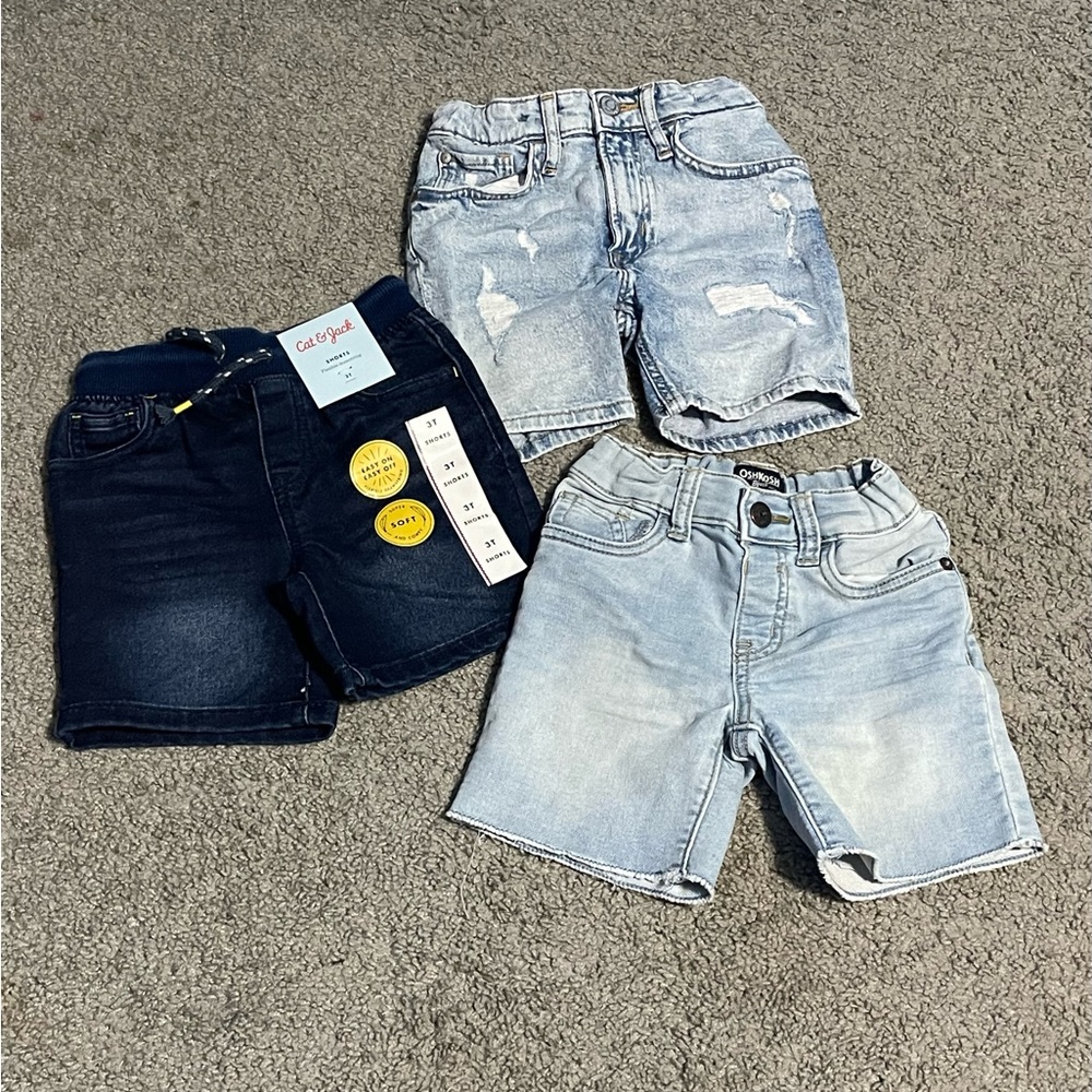 Lot of 3 boys Jean shorts size 3